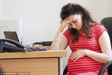 mumsnet user furious her boss announced her pregnancy news daily mail