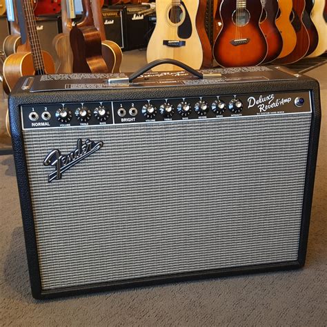 fender  custom deluxe reverb hand wired  padded cover  footswitch