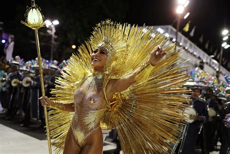 Nackte Haut Und Heiße Rhythmen Rios Karneval Erreicht Den Höhepunkt