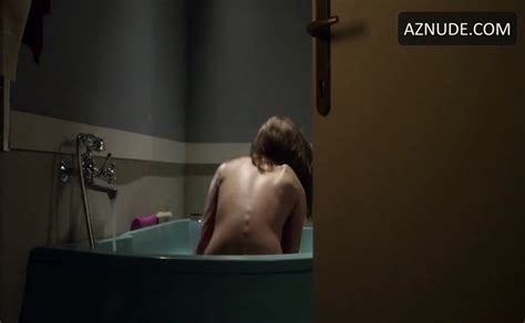 Tessa Harnetiaux Butt Scene In The Girl S Guide To Depravity Aznude