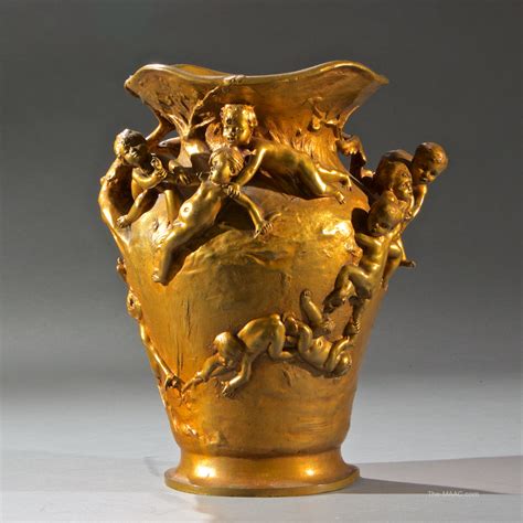 antique bronze vase manhattan art  antiques center