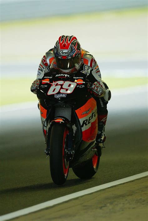 nicky hayden motogp japan  racing motorcycles motorcycle helmets racing bikes honda cbr