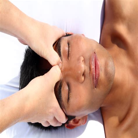 acupressure massage treatment acupressure massage एक्यूपंक्चर थेरेपी