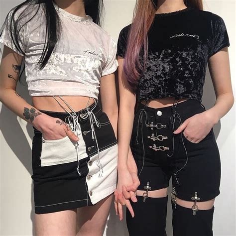 🕊️ 𝚎𝚙𝚑𝚎𝚖𝚎𝚛𝚊𝚕𝚘𝚙𝚒𝚊 ⥉ grunge outfits bff outfits friend outfits edgy