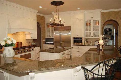 kitchen  lots  counter space home design examples