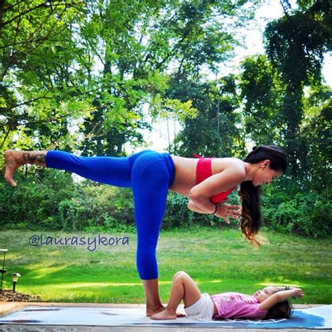 mother daughter yoga poses are too cute fooyoh entertainment