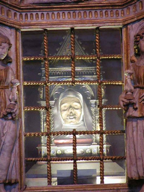 siena italy saint catherine  siena   eucharistic miracle  siena  catholic