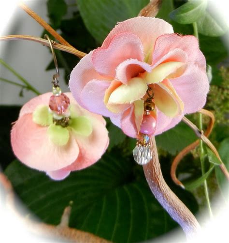 beautiful floral textile jewelry by karen taylor beads magic