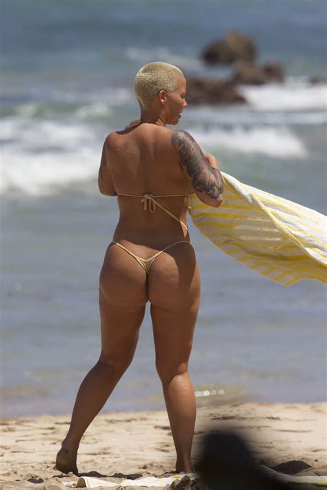Celebrity Amber Rose S Big Ass In Tiny Bikini Thong