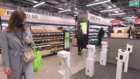 amazon uks  checkout  fresh grocery store opens  london