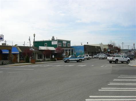 stanwood mulls strong towns style main street makeover