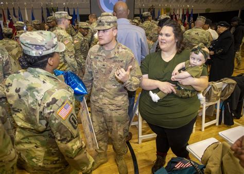 1st Theater Sustainment Command Soldiers Return From Deployment