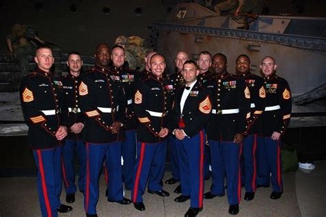 Who Has Better Dress Uniforms Enlisted Marines Or