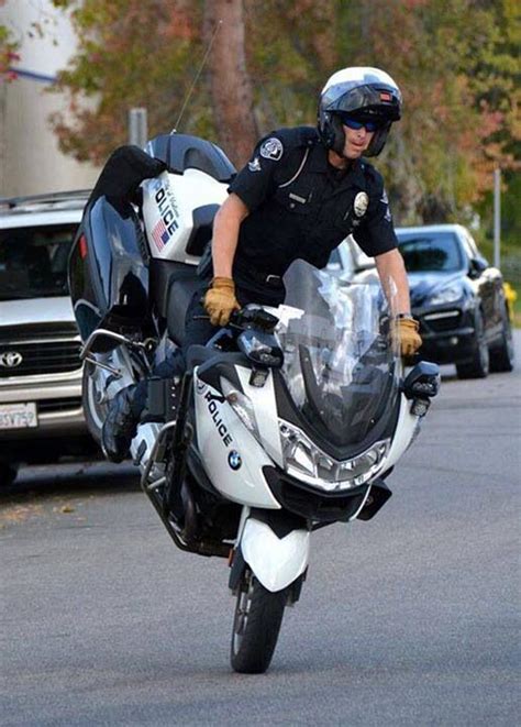 18 Cops Caught Being Awesome Ftw Gallery Ebaum S World