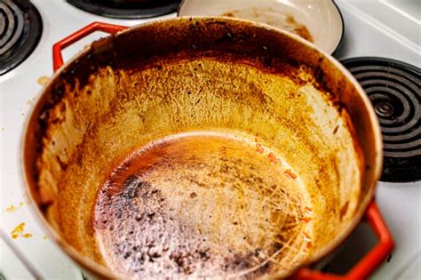 clean  burnt pot  simple methods  revive  cookware