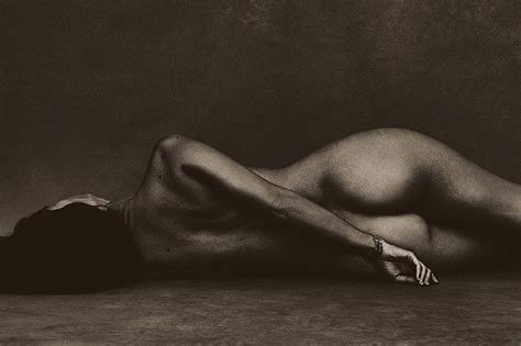 kourtney kardashian topless naked in vanity fair of the day
