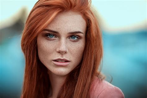 2048x1280 Redhead Lying Down Looking At Viewer Women Blue Eyes Face