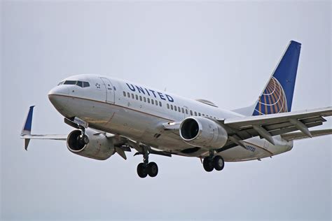 united airlines boeing   st flew  continental
