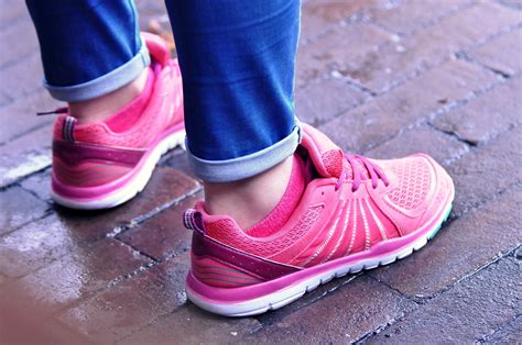 clean running shoes top  method july