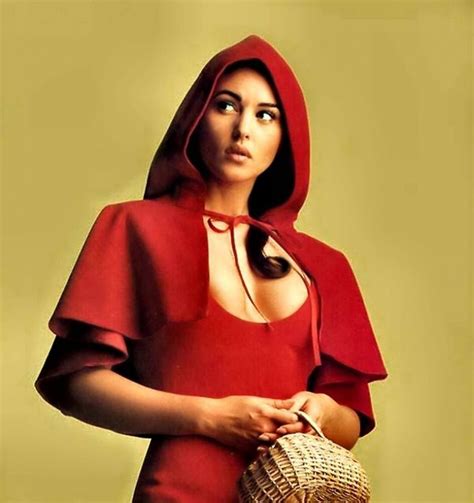 monica bellucci monica bellucci monica bellucci photo little red