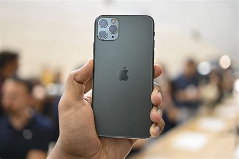 Apple iPhone 11 Pro Vs. iPhone XS Vs. iPhone X | Digital