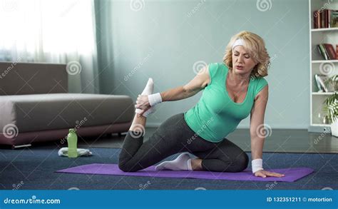 Mature Women Doing Yoga – Telegraph