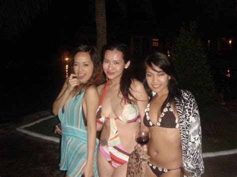 sachie sanders at a resort fine filipinas