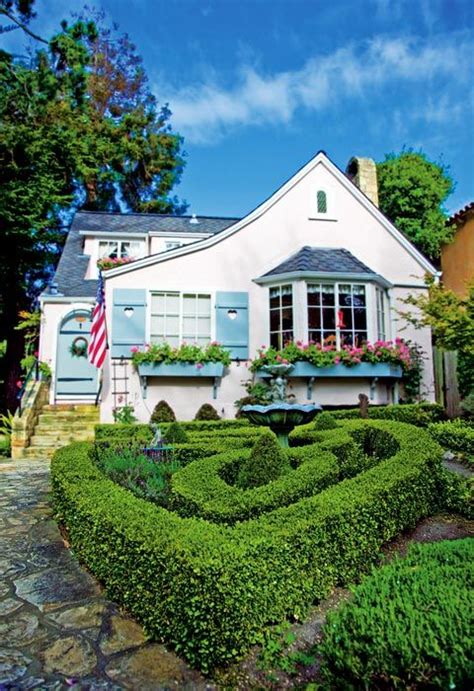 carmel storybook cottages images  pinterest facades fairytale cottage  country homes
