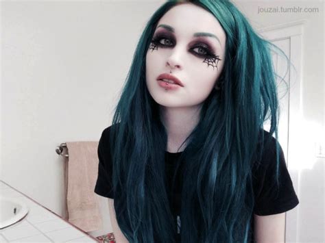 teal hair on tumblr