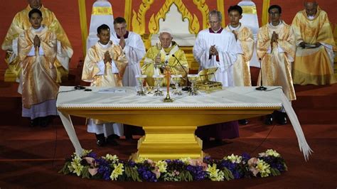 Pope Francis Urges Thailand’s Catholics To Be Missionary Disciples