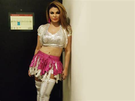 Rakhi Sawant Hq Wallpapers Rakhi Sawant Wallpapers 20424 Oneindia