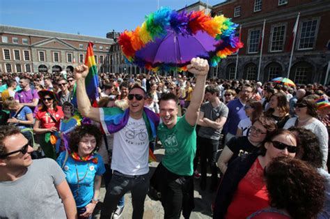 ireland same sex marriage votes point to yes win in gay marriage vote daily star