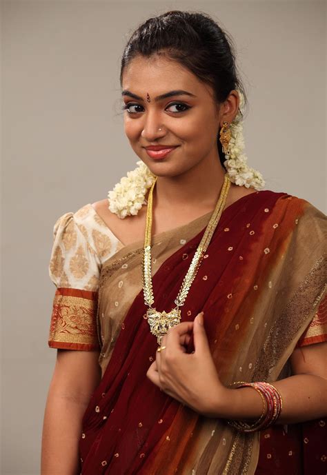 mallu actress nazriya nazim cute in saree