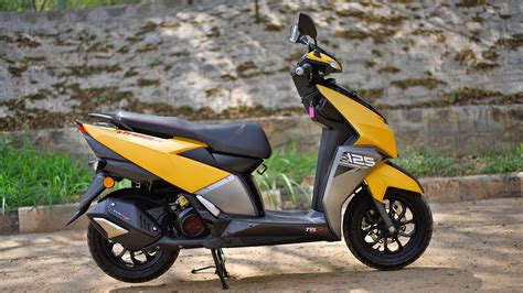 tvs ntorq   price mileage reviews specification gallery overdrive
