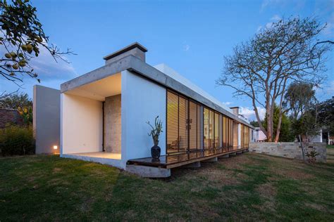 modern architecture small block house jhmrad