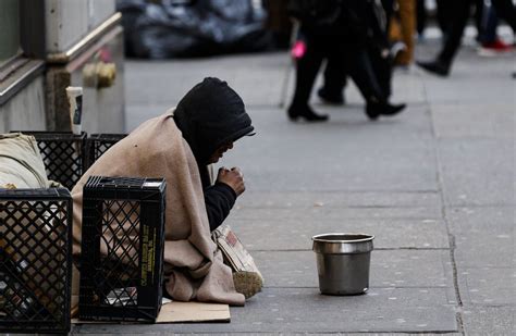 nyc rise  homeless     biggest    wsj