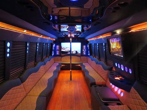 grizzly party bus rental limo service rental memphis tn