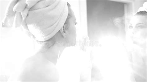 3d Woman After Shower Rotates On Black Bg Relax Concept Business