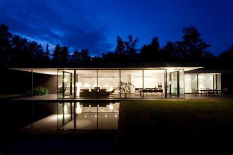 ultra modern glass house architecture modern design  moderndesignorg