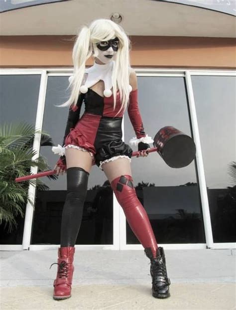 we like sex n comics cosplays and pinup shoot inspiration pinterest harley quinn cosplay