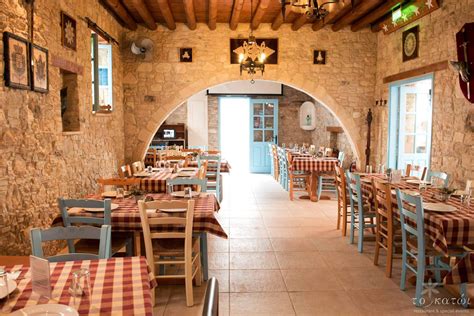 medieval hall katoi restaurant special  omodos cyprus