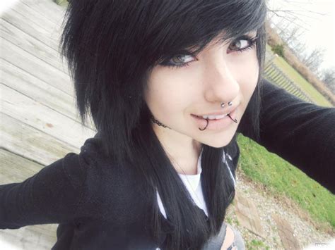 emo girls with black hair and blue eyes sex picture club