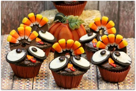 How To Make Thanksgiving Turkey Cupcakes Simplemost
