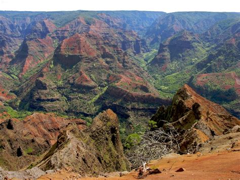 waimea canyon travel attractions facts history