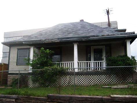 bungalow porch design restoration brings house   life