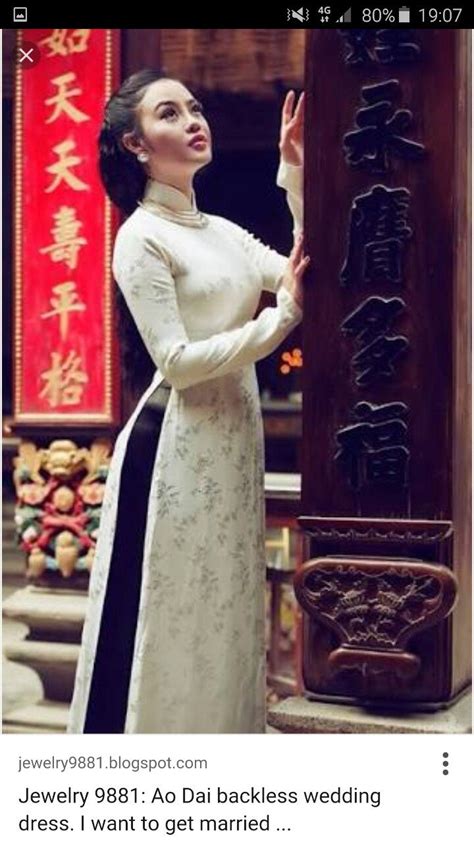 Pin By Tony Le On Ao Dai Vietnamese Traditional Dress