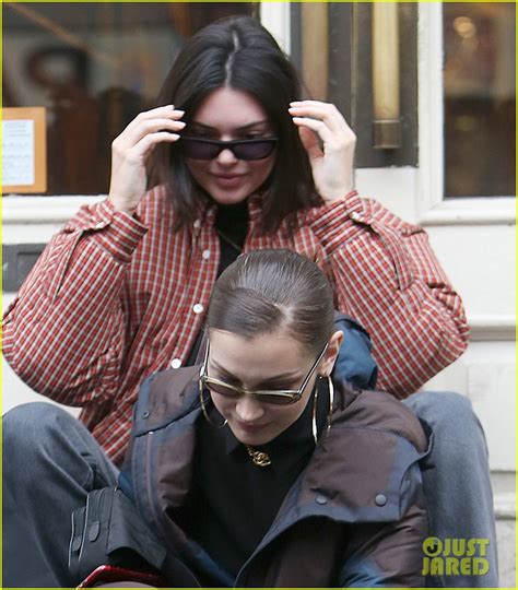 Bella Hadid Pokes Kendall Jenner S Butt While Shopping In Nyc Photo
