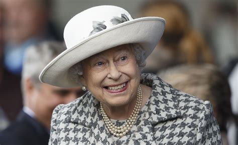Queen Elizabeth Just Posted Her First Official Instagram