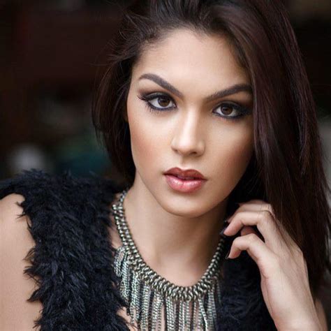 Marcela Ohio – The Most Beautiful Brazilian Transsexual Tg Beauty
