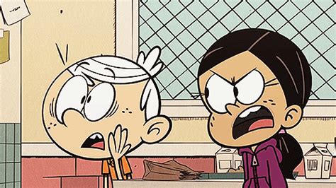 image s1e15b ronnie anne pretends to hate linc the loud house encyclopedia fandom